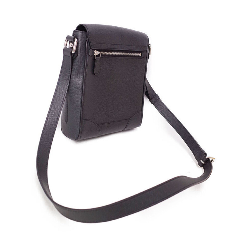 Louis Vuitton Luca Shoulder Taiga Bag